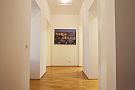 Jednorozec Apartments - Janackovo nabrezi Apartment Flur